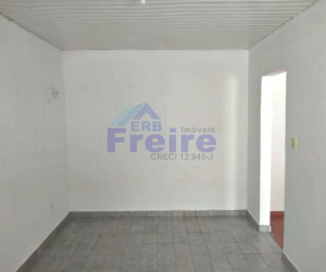 Casa em VILA PALMARES - SANTO ANDRE por 900,00
